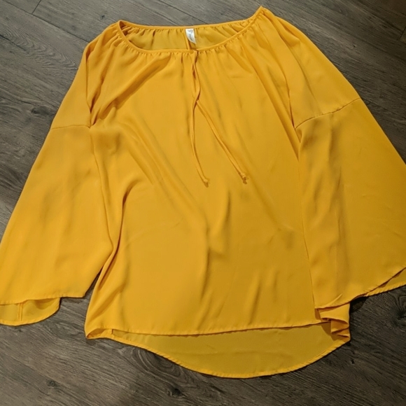 Mustard Yellow Flowy Top, XL (?) - Picture 1 of 3